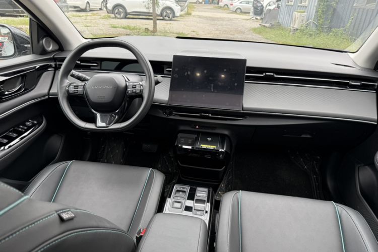 Used Honda e:NP2 2024 Advanced Edition Interior 2