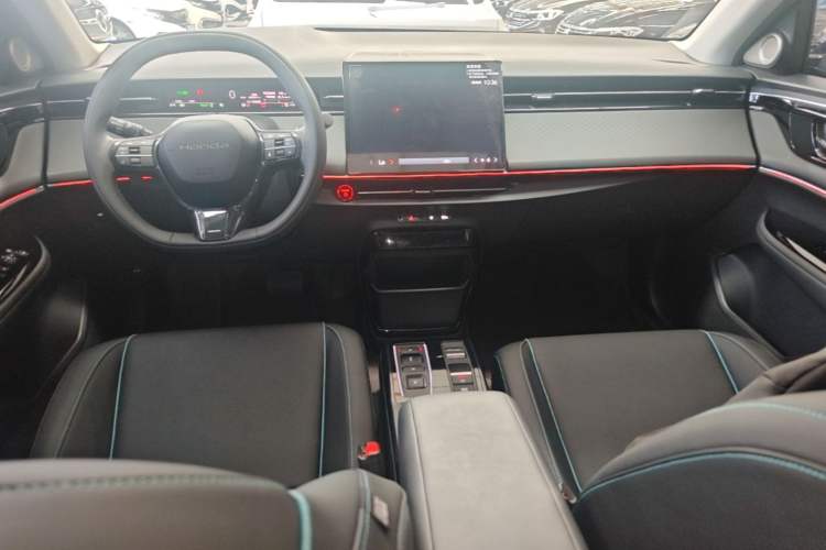 Used Honda e:NP2 2024 Advanced Edition Center Console