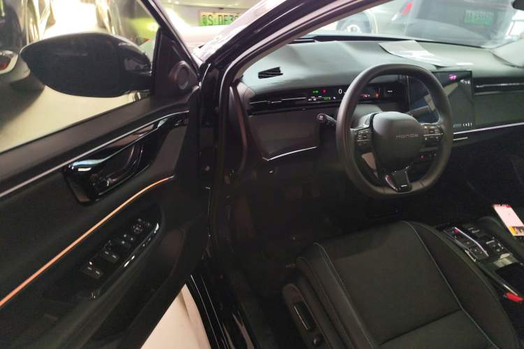 Used Honda e:NP2 2024 Advanced Edition Interior 3