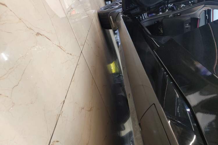 Used Honda e:NP2 2024 Advanced Edition Left Side Sill