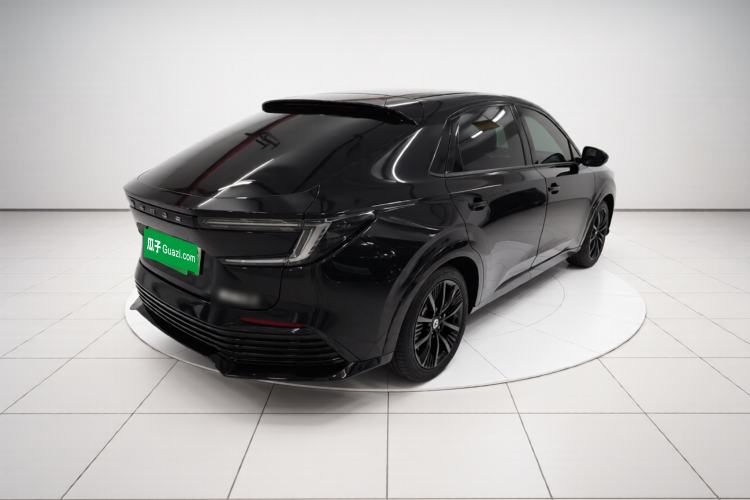 Used Honda e:NP2 2024 Advanced Edition Rear Right 45 Deg
