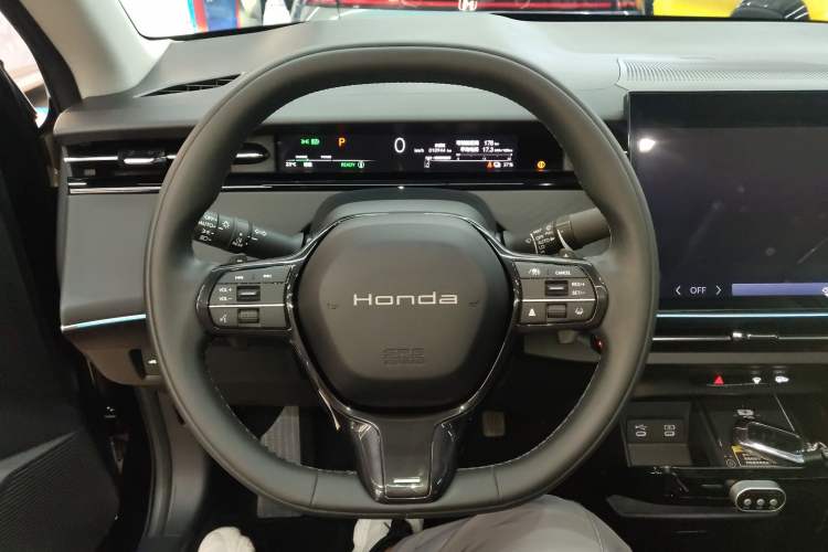 Used Honda e:NP2 2024 Advanced Edition Steering Wheel