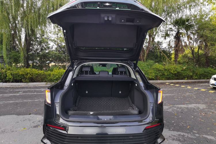 Used Honda e:NP2 2024 Advanced Edition Trunk