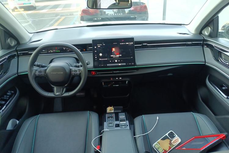 Used Honda e:NP2 2024 Advanced Edition Center Console