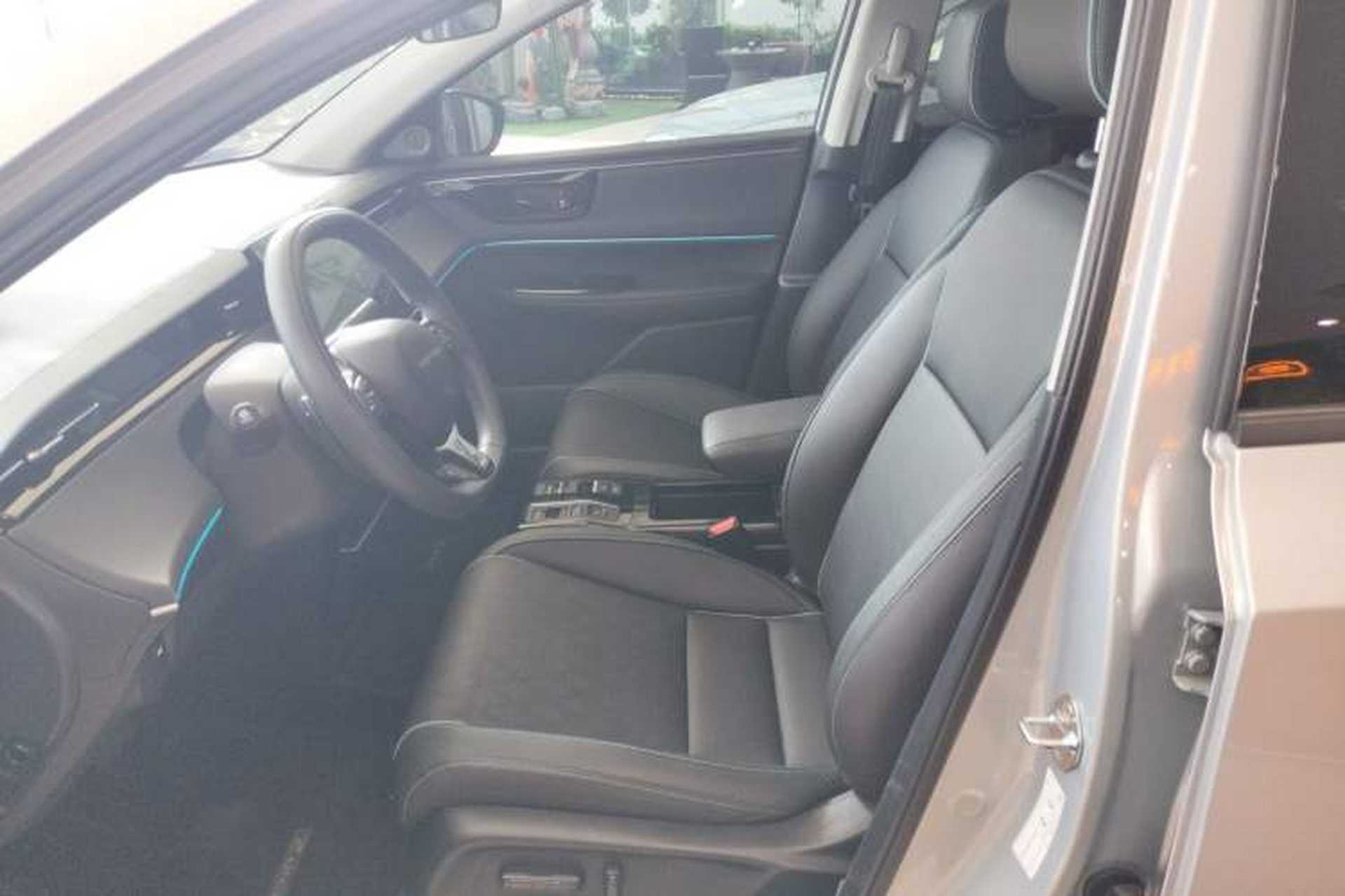 Used Honda e:NP2 2024 Advanced Edition Left Front Seat