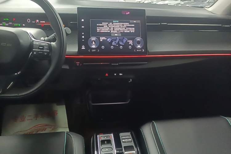 Used Honda e:NP2 2024 Advanced Edition Audio And AC Panel