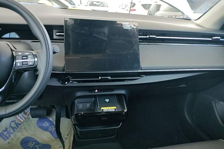Used Honda e:NP2 2024 Advanced Edition Audio And AC Panel
