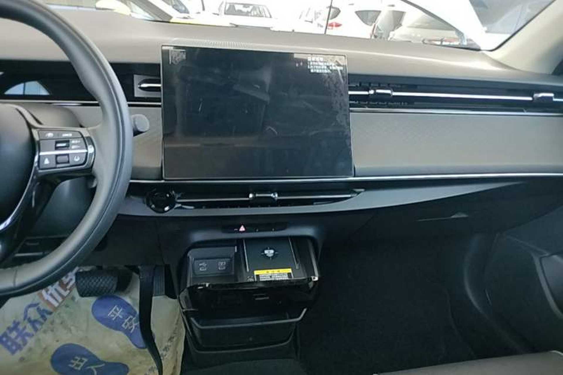 Used Honda e:NP2 2024 Advanced Edition Audio And AC Panel