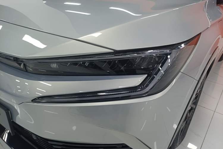 Used Honda e:NP2 2024 Advanced Edition Left Front Headlight