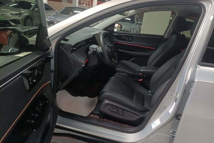 Used Honda e:NP2 2024 Advanced Edition Left Front Seat