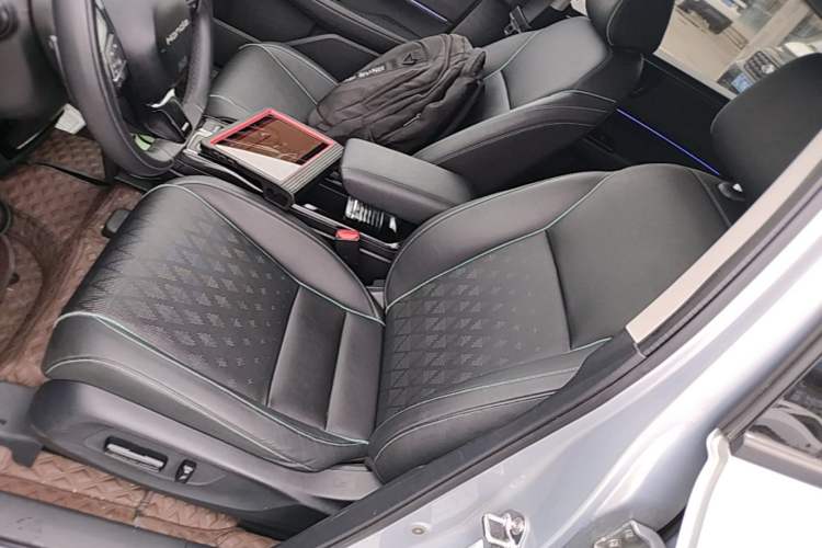 Used Honda e:NP2 2024 Advanced Edition Left Front Seat
