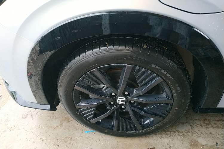 Used Honda e:NP2 2024 Advanced Edition Left Front Wheel Hub