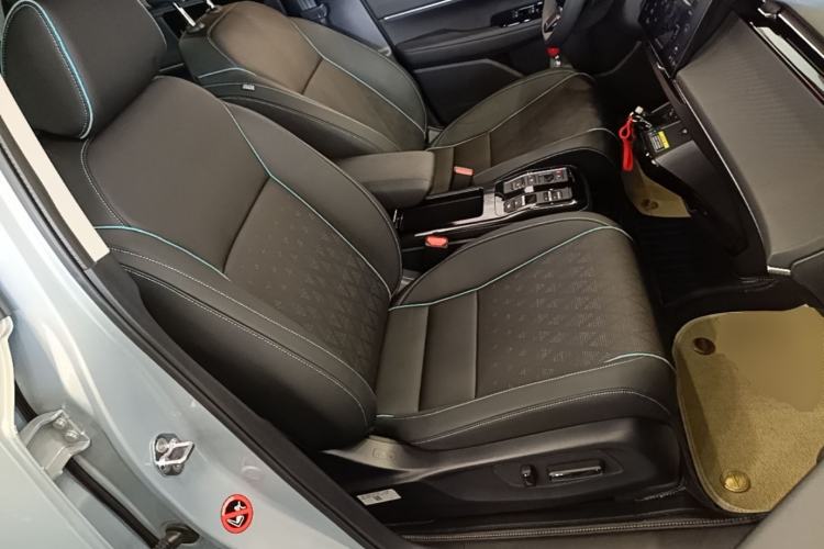 Used Honda e:NP2 2024 Advanced Edition Right Front Seat
