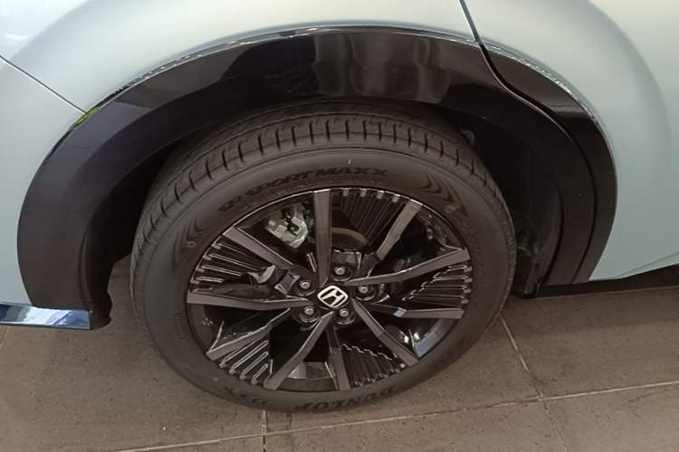 Used Honda e:NP2 2024 Advanced Edition Right Rear Wheel Hub