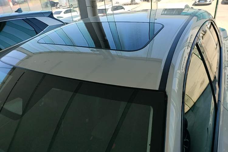 Used Honda e:NP2 2024 Advanced Edition Roof