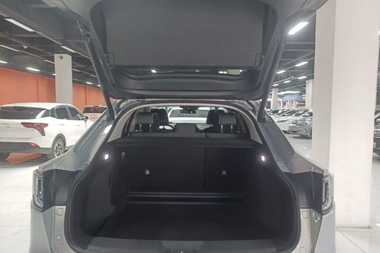 Used Honda e:NP2 2024 Advanced Edition Trunk