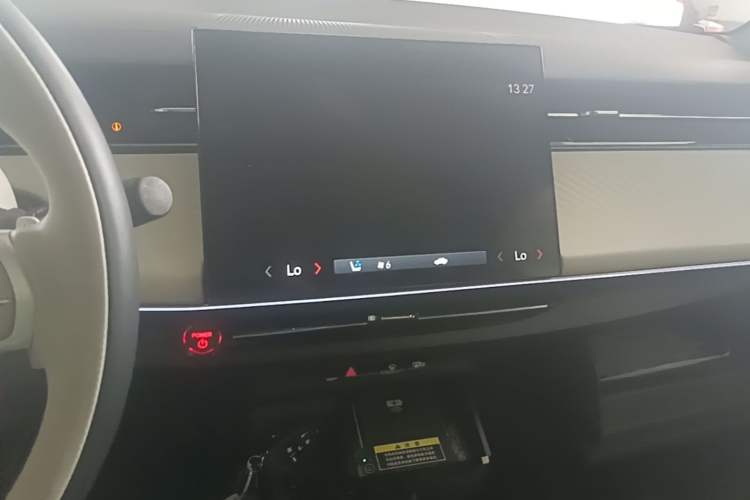 Used Honda e:NP2 2024 Advanced Edition Audio And AC Panel