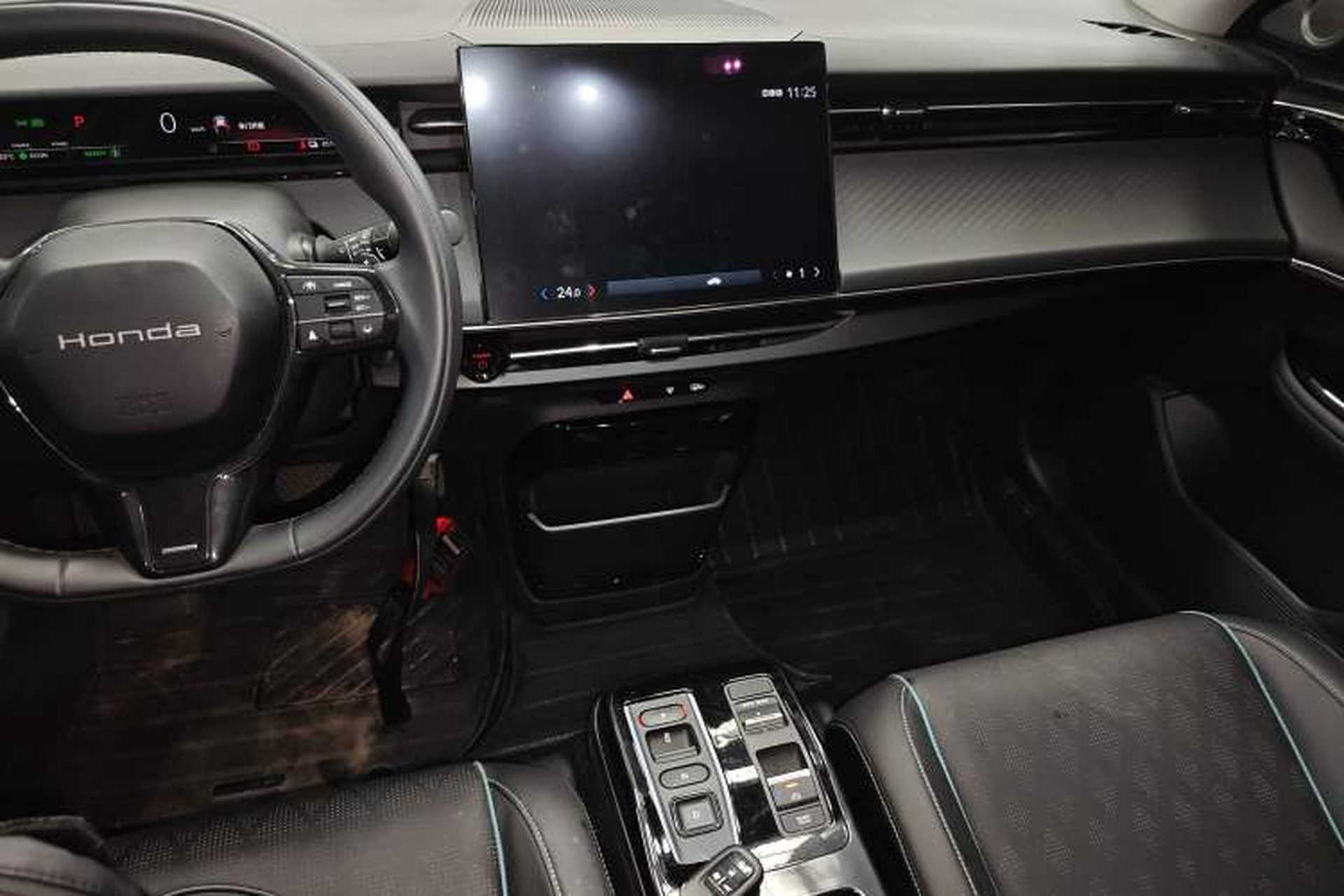 Used Honda e:NP2 2024 Advanced Edition Audio And AC Panel