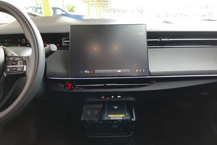 Used Honda e:NP2 2024 Advanced Edition Audio And AC Panel