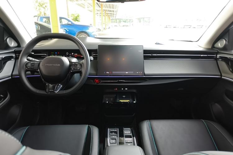 Used Honda e:NP2 2024 Advanced Edition Center Console