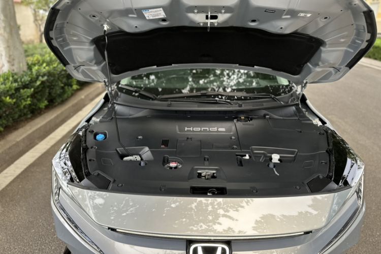 Used Honda e:NP2 2024 Advanced Edition Engine Bay