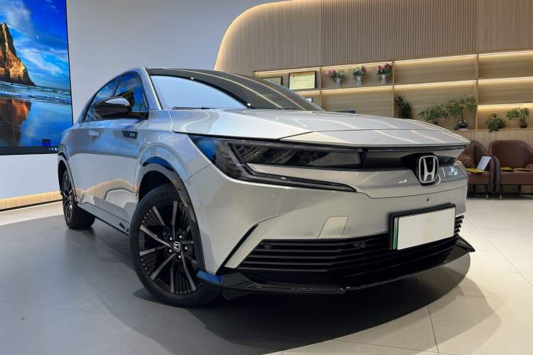Used Honda e:NP2 2024 Advanced Edition Exterior 3