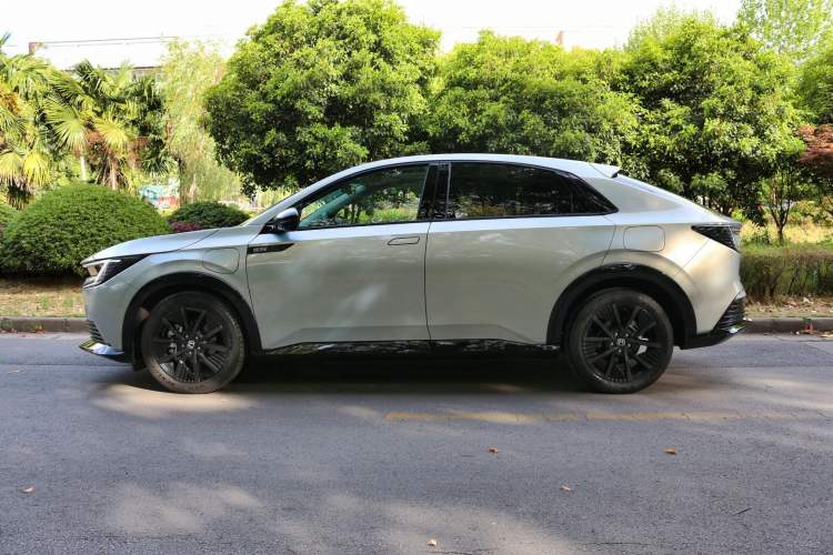 Used Honda e:NP2 2024 Advanced Edition Exterior 4