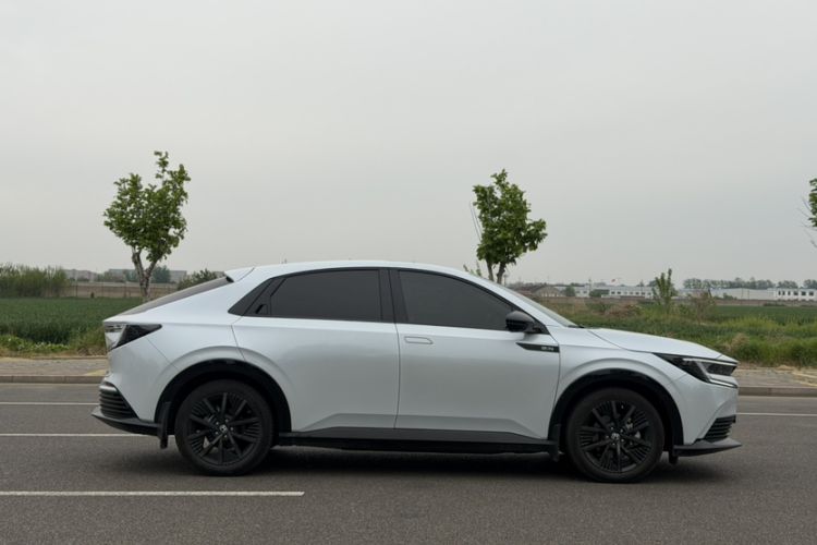 Used Honda e:NP2 2024 Advanced Edition Exterior 6