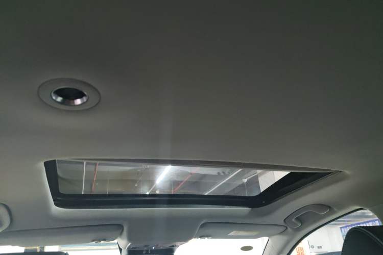 Used Honda e:NP2 2024 Advanced Edition Headliner