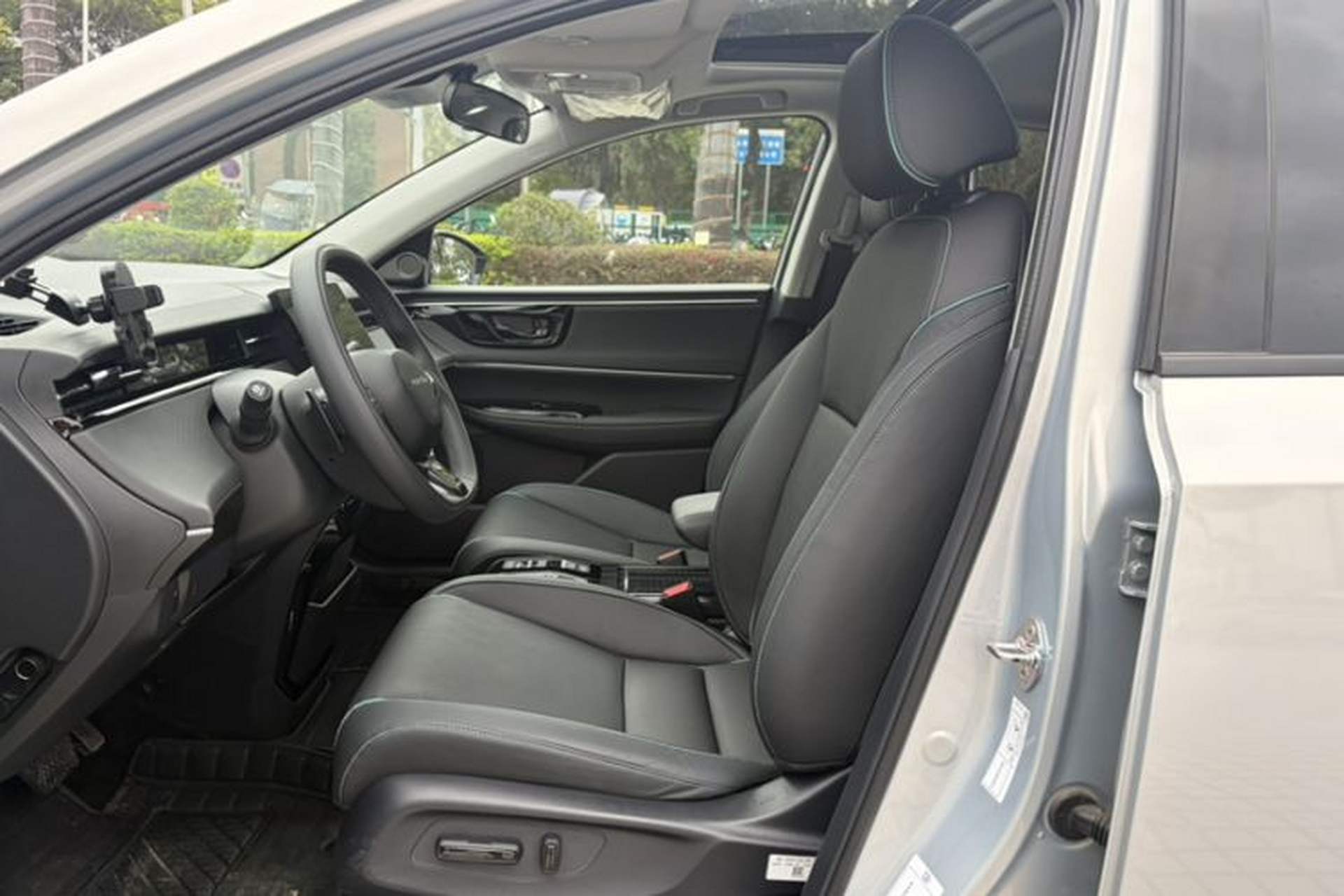Used Honda e:NP2 2024 Advanced Edition Interior 2