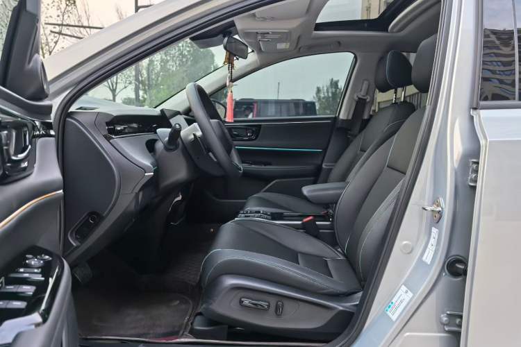 Used Honda e:NP2 2024 Advanced Edition Interior 2