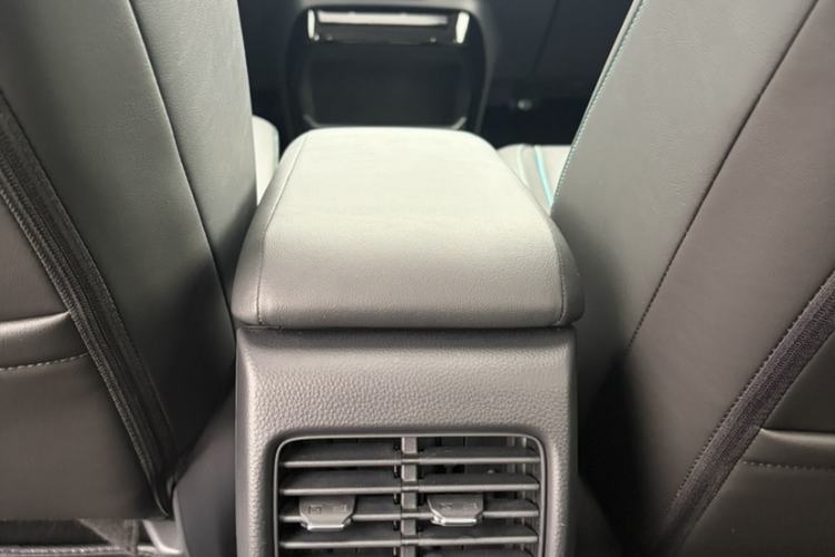 Used Honda e:NP2 2024 Advanced Edition Interior 3