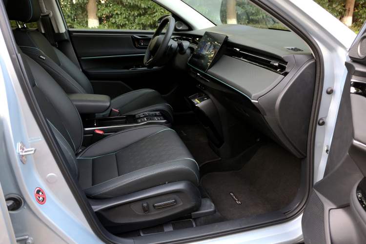 Used Honda e:NP2 2024 Advanced Edition Interior 3