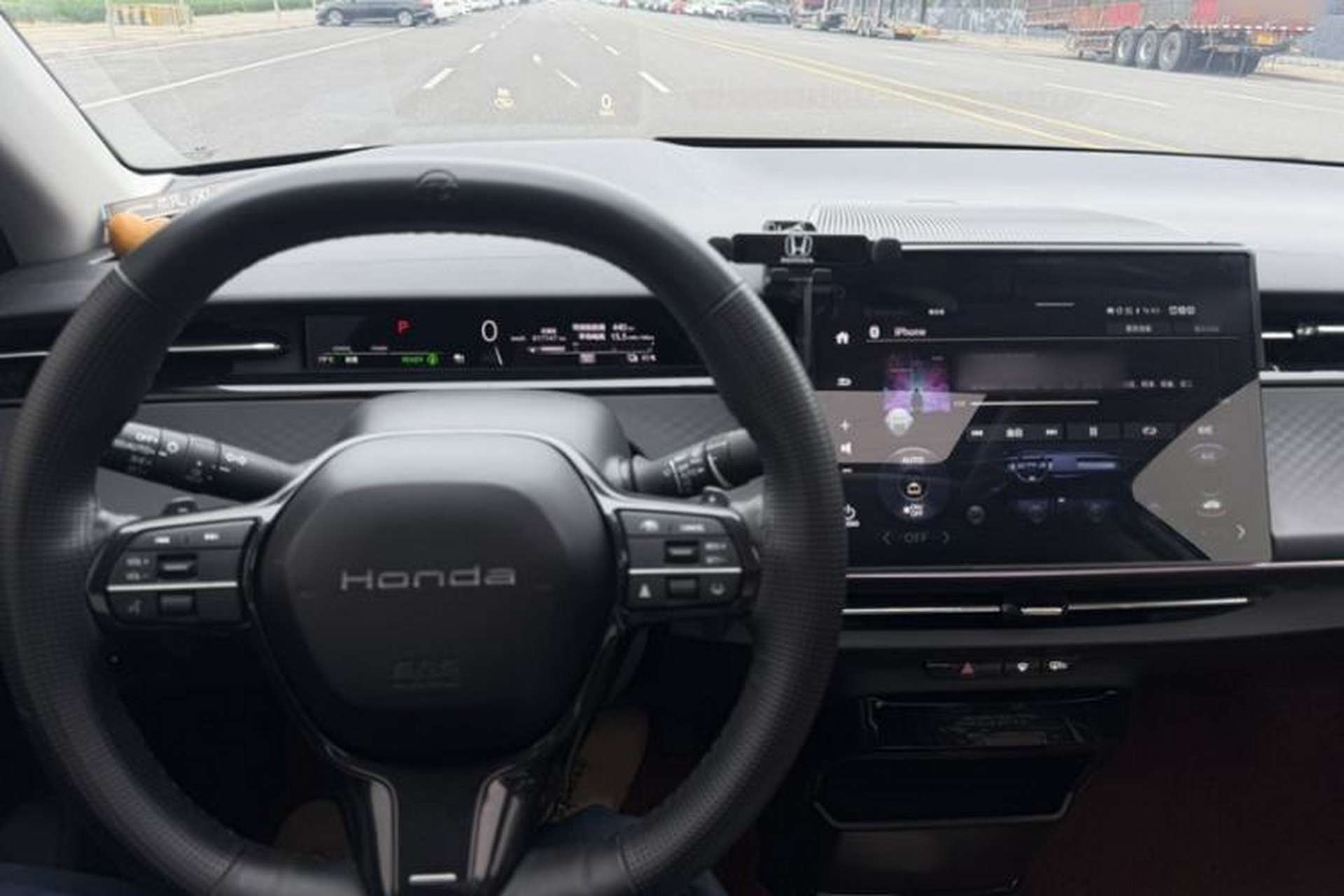 Used Honda e:NP2 2024 Advanced Edition Interior 4
