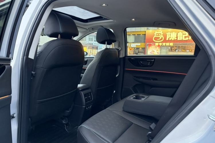 Used Honda e:NP2 2024 Advanced Edition Interior 4