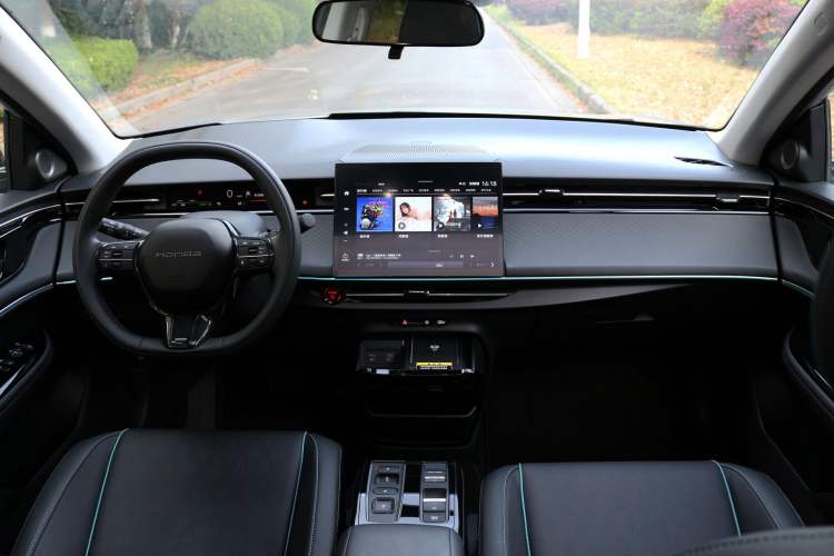 Used Honda e:NP2 2024 Advanced Edition Interior 7
