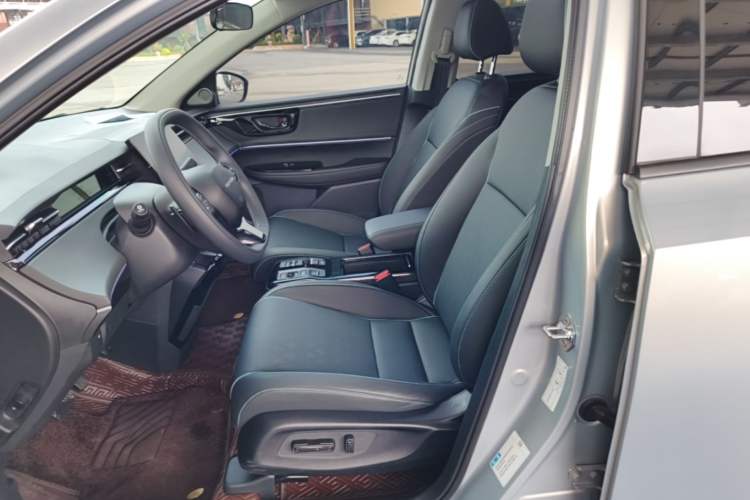 Used Honda e:NP2 2024 Advanced Edition Left Front Seat