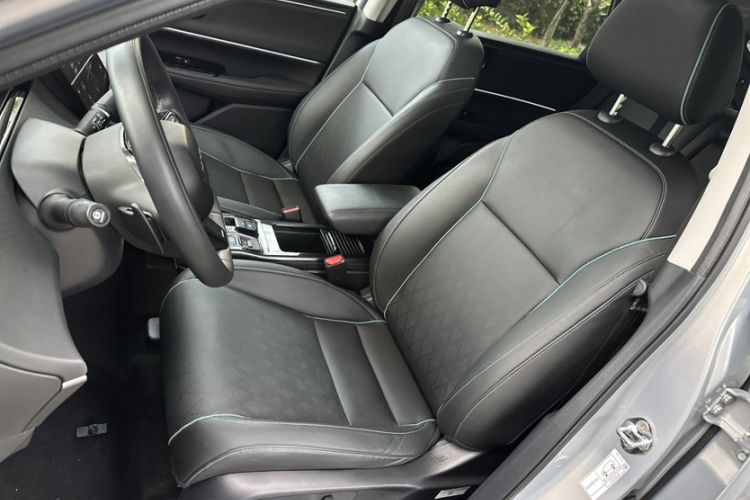 Used Honda e:NP2 2024 Advanced Edition Left Front Seat
