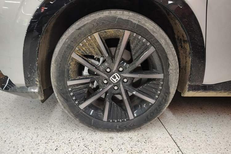Used Honda e:NP2 2024 Advanced Edition Left Front Wheel Hub
