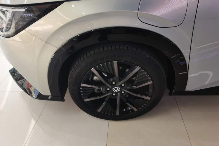 Used Honda e:NP2 2024 Advanced Edition Left Front Wheel Hub