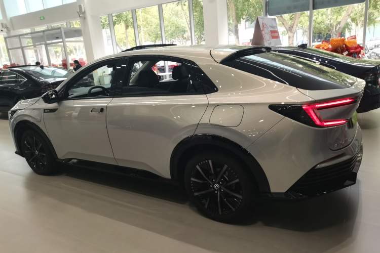 Used Honda e:NP2 2024 Advanced Edition Left Side