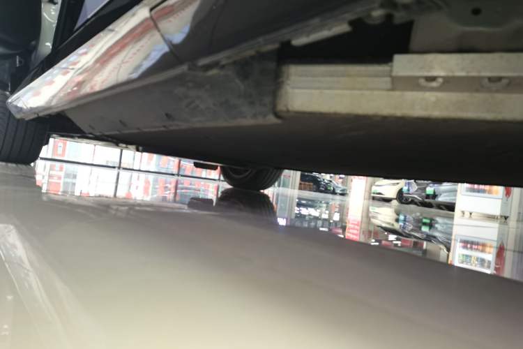 Used Honda e:NP2 2024 Advanced Edition Left Side Sill