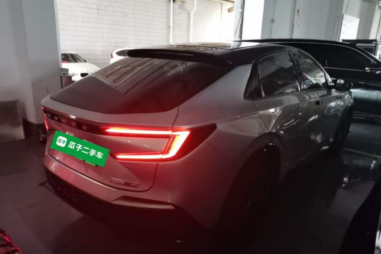 Used Honda e:NP2 2024 Advanced Edition Rear Right 45 Deg