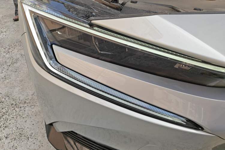 Used Honda e:NP2 2024 Advanced Edition Right Front Headlight