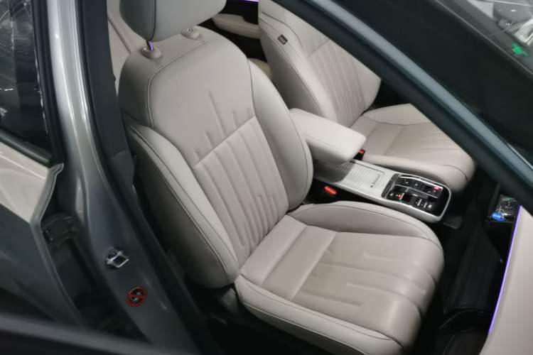 Used Honda e:NP2 2024 Advanced Edition Right Front Seat