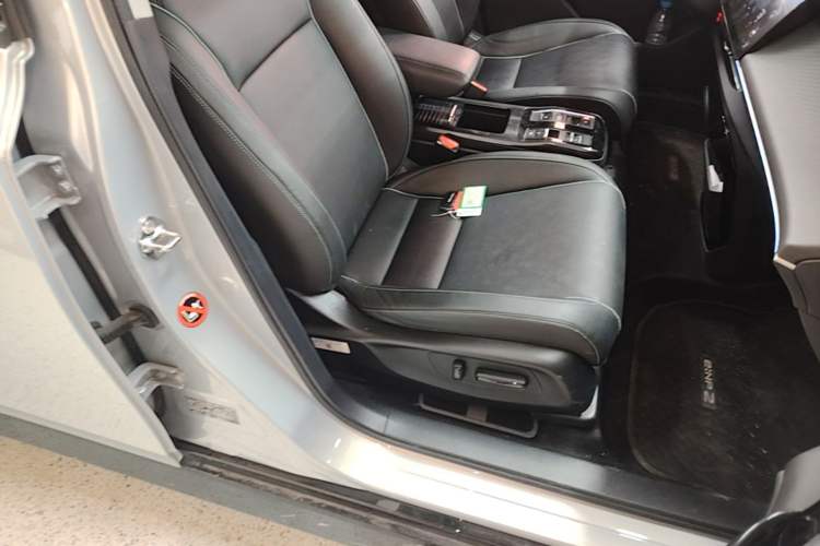 Used Honda e:NP2 2024 Advanced Edition Right Front Seat