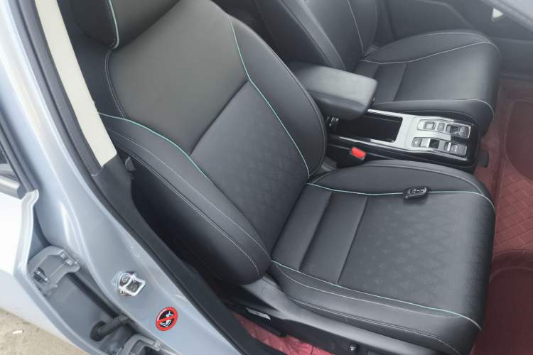 Used Honda e:NP2 2024 Advanced Edition Right Front Seat