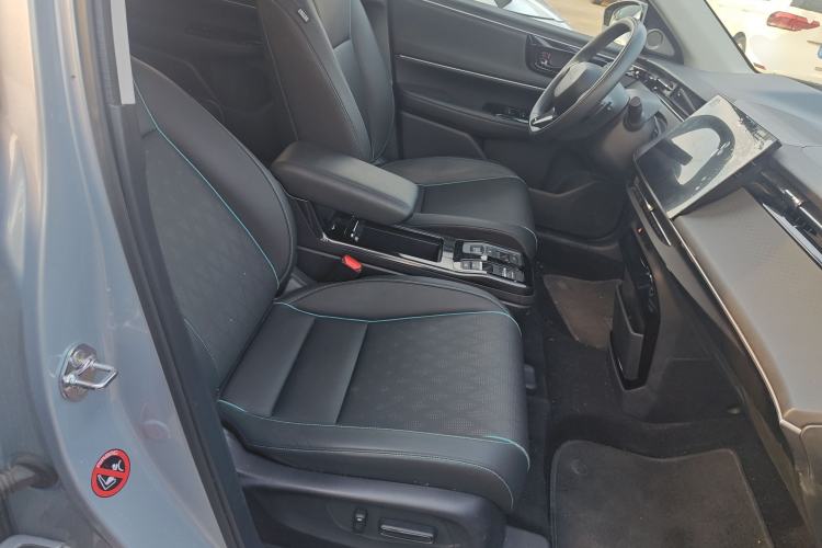 Used Honda e:NP2 2024 Advanced Edition Right Front Seat