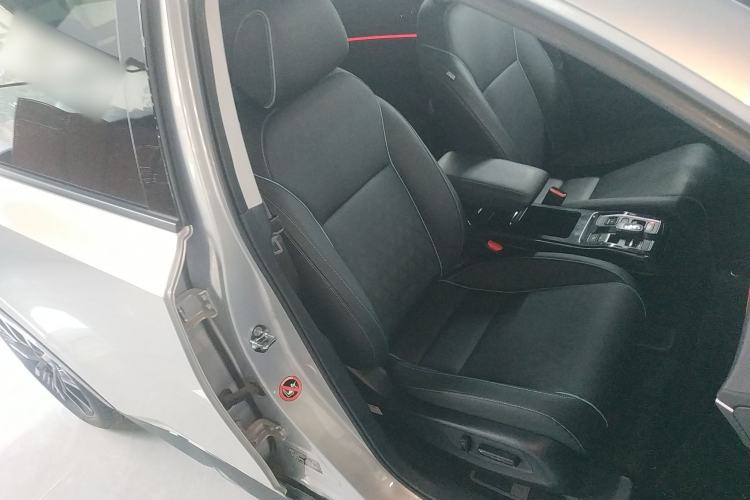 Used Honda e:NP2 2024 Advanced Edition Right Front Seat