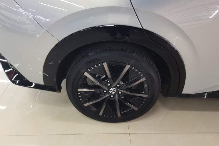 Used Honda e:NP2 2024 Advanced Edition Right Rear Wheel Hub